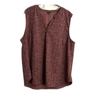Eddie Bauer V-neck sleeveless blouse - 731